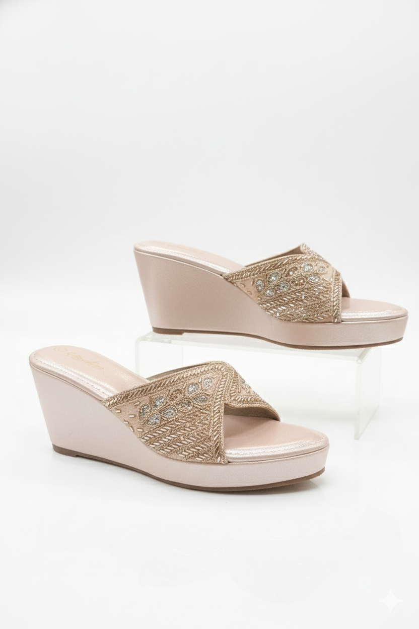 Women Zari Wedge Heel Slip On - Image 4